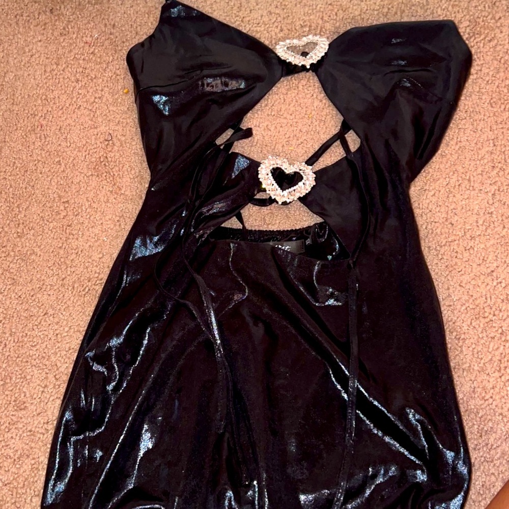 mini black dress